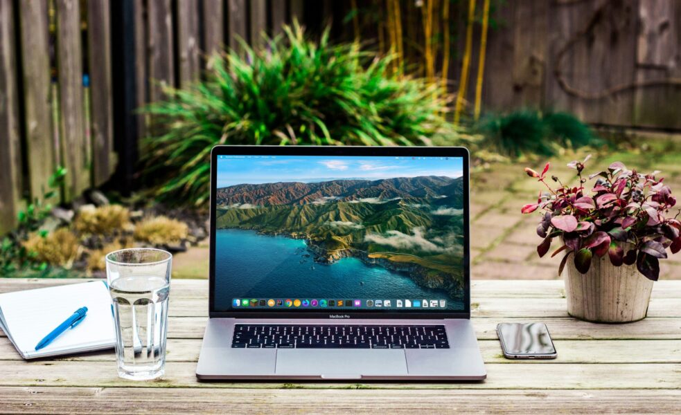 bram-naus-N1gUD_dCvJE-unsplash